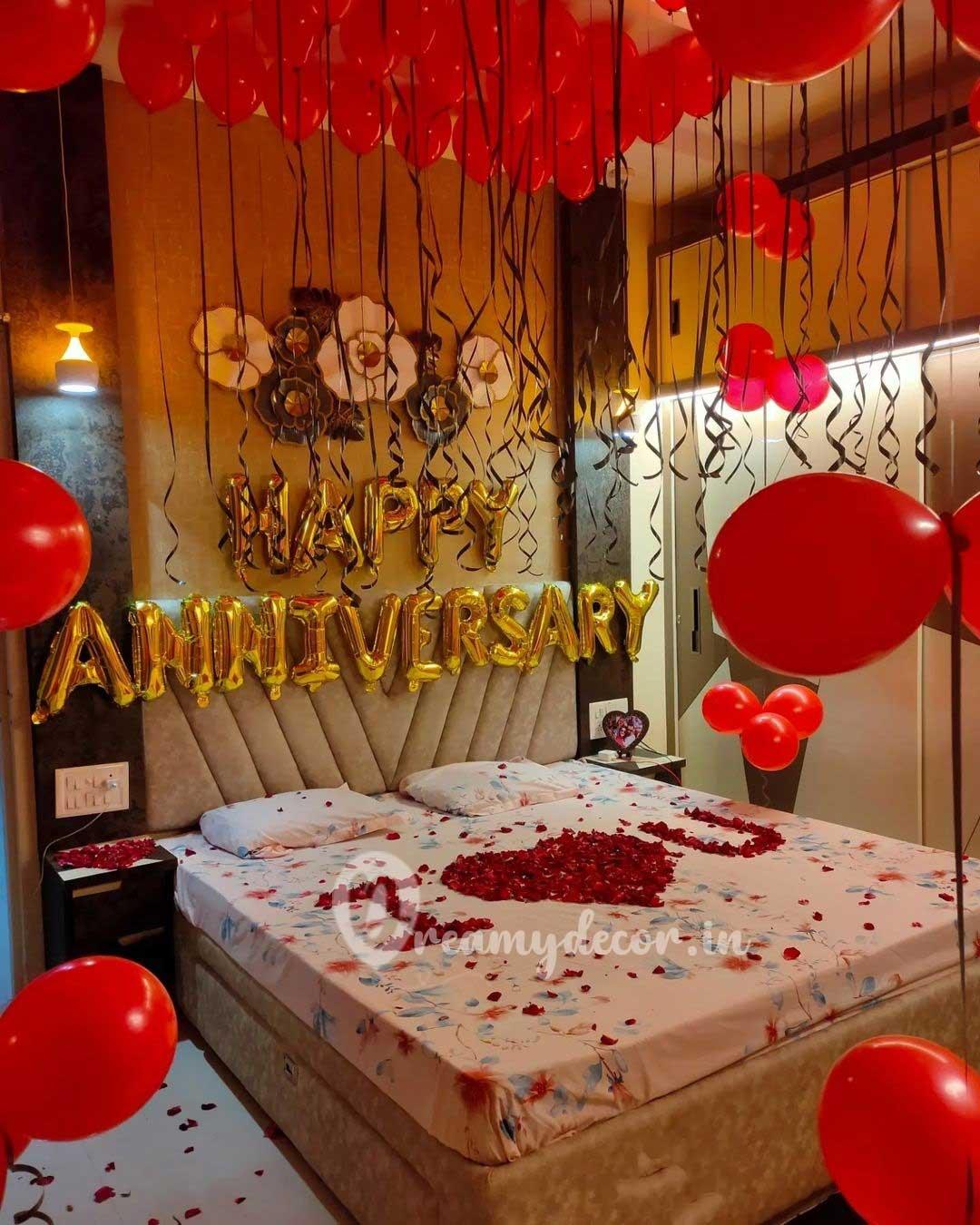 Stunning Anniversary Room Decoration Ideas to Celebrate Your Love